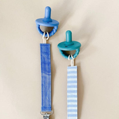 ITZY CLIP™ LINEN PACIFIER STRAP